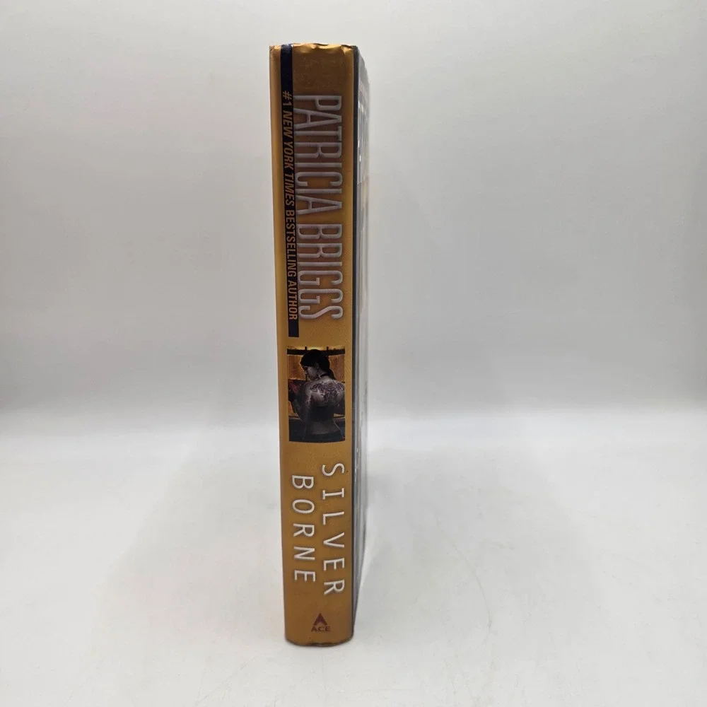 Patricia Briggs Silver Borne Mercy Thompson Urban Fantasy Hardcover 1st Edition